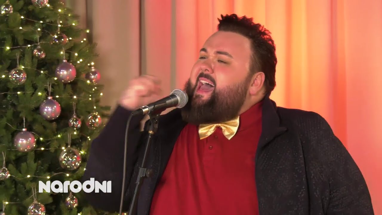 Jacques - Čudo je moguće [Christmas Living Room Acoustic]
