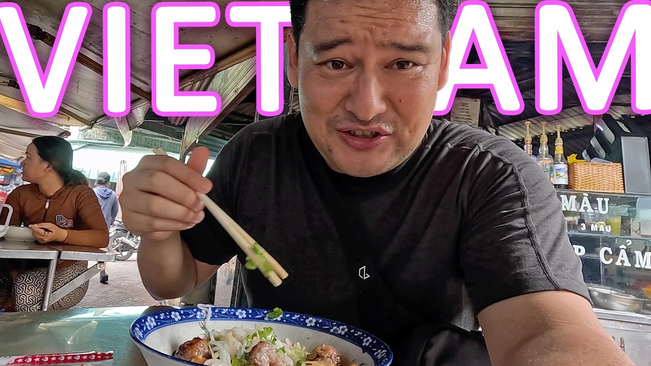 INSANE Saigon Market STREET FOOD (Bún Thịt Nướng) - Vietnam's Best