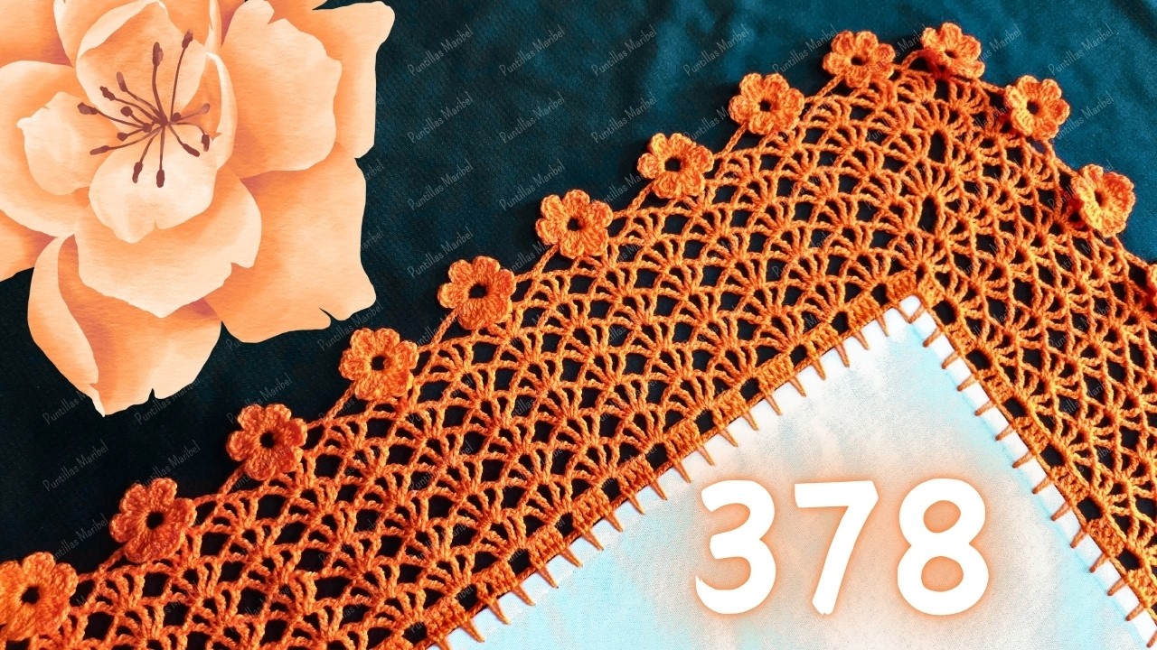 Hermosa orilla tejida a crochet de vuelta y vuelta con flores pequeñas | 378
