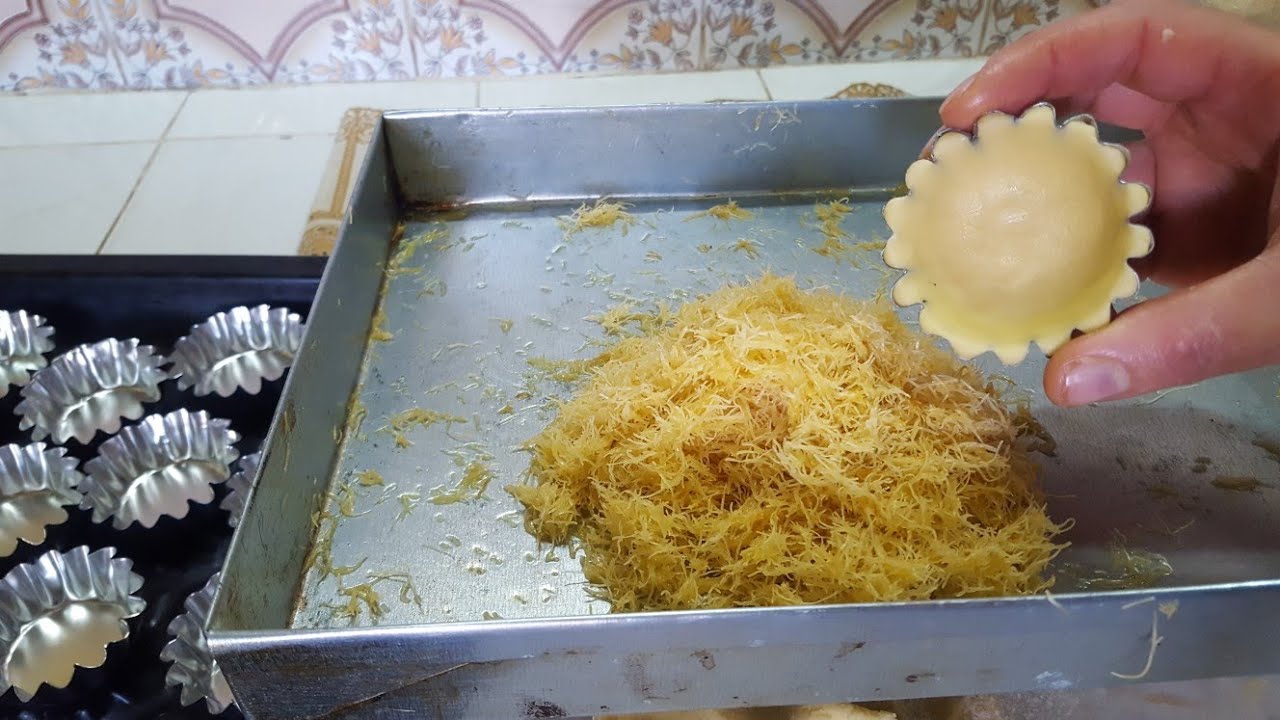 حلوة القطايف/حلوة بنينة وبطريقة سهلة وبالعجينة السحرية وتخرج كمية كبيرة  للمناسبات والاعياد