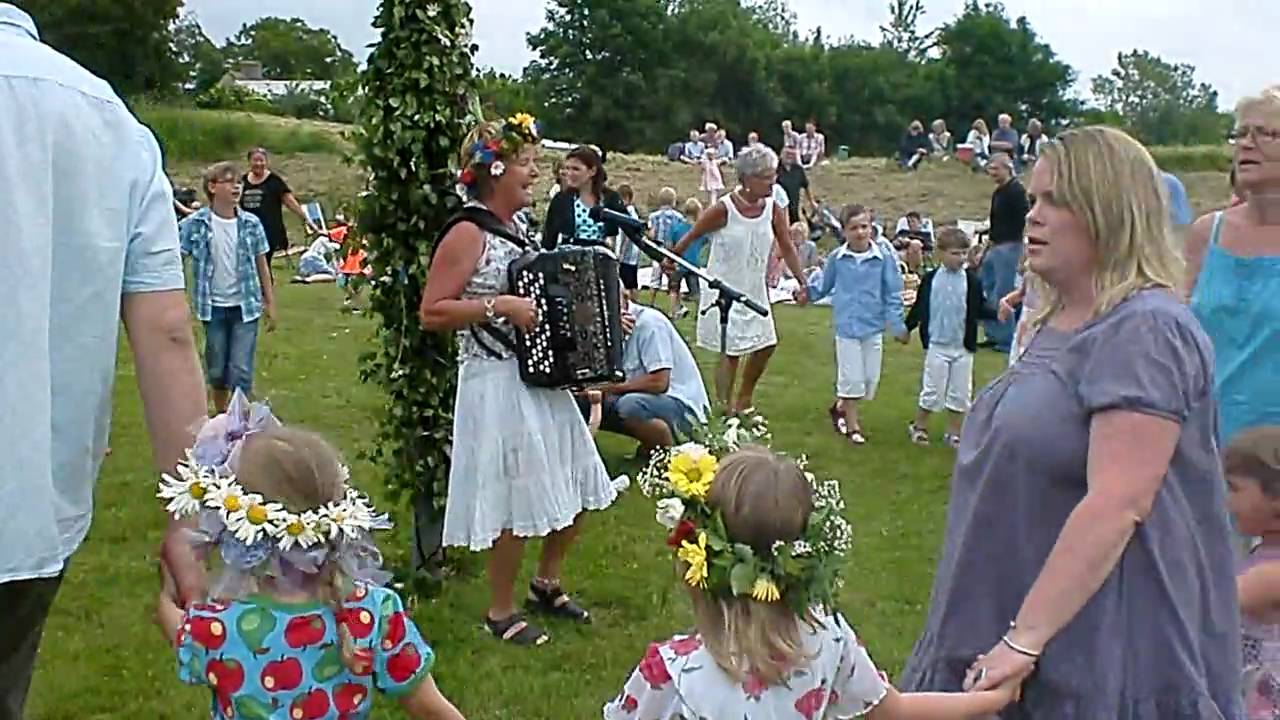 midsommarfest 2010 i gantofta.AVI