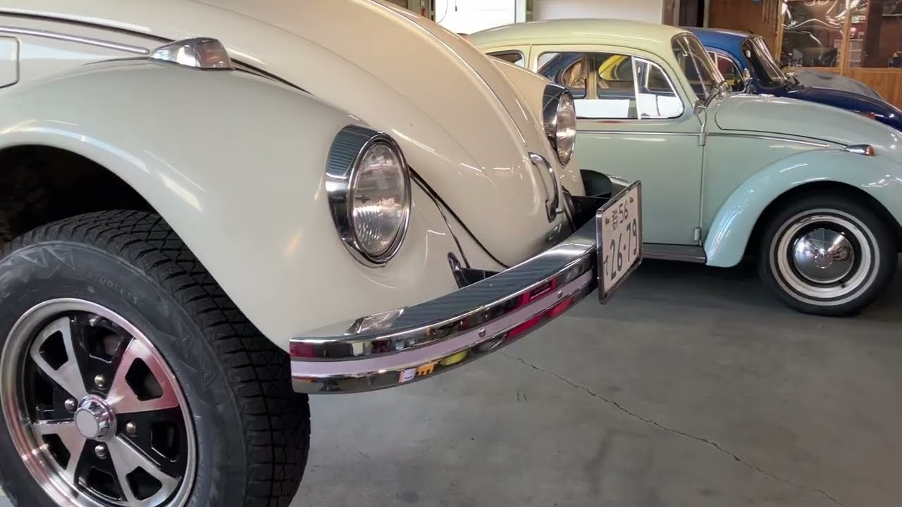 至福の時。整備屋に我が家の空冷ビートル3台が揃う!(笑) My family's VW Beetles were in the repair shop on Jan. 30 2026
