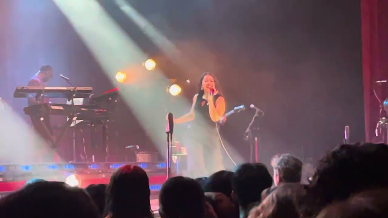 Alessia Cara - Clean - Love & Hyperbole Tour in San Francisco 10/29/25