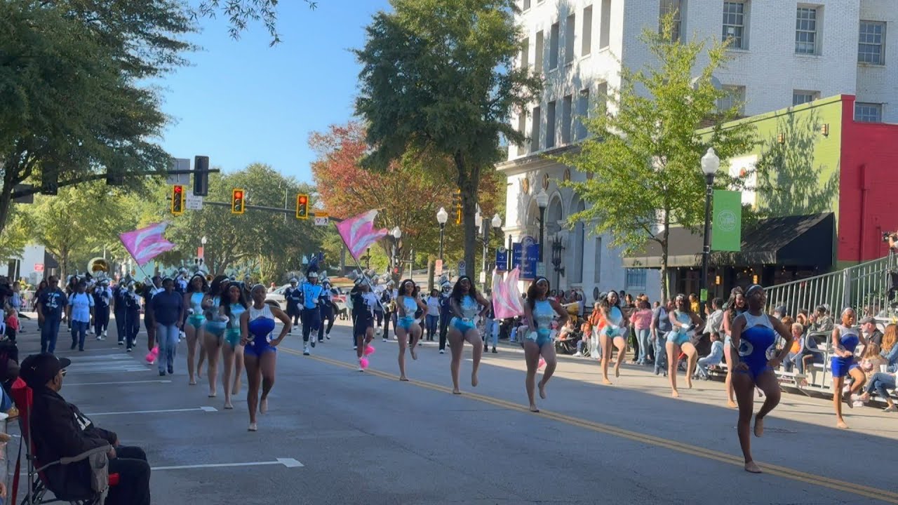 2025 Suffolk Peanut Fest Parade -- LHS MQS