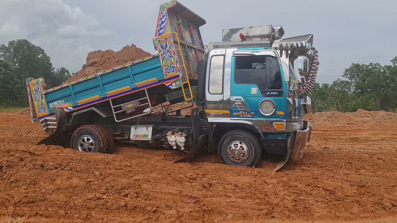 สาวมุกสู้ๆทางหนึดโคตร งานนี้รถแรงอยู่ยาก Dump Truck Tractor