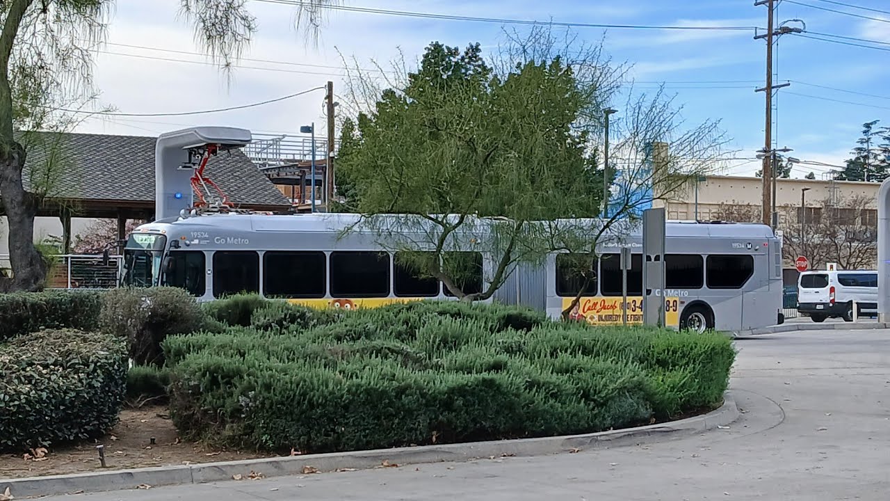 Valentine’s Day Special! LACMTA G Line 2020 New Flyer XE60 #19534 (We Love EV’s)