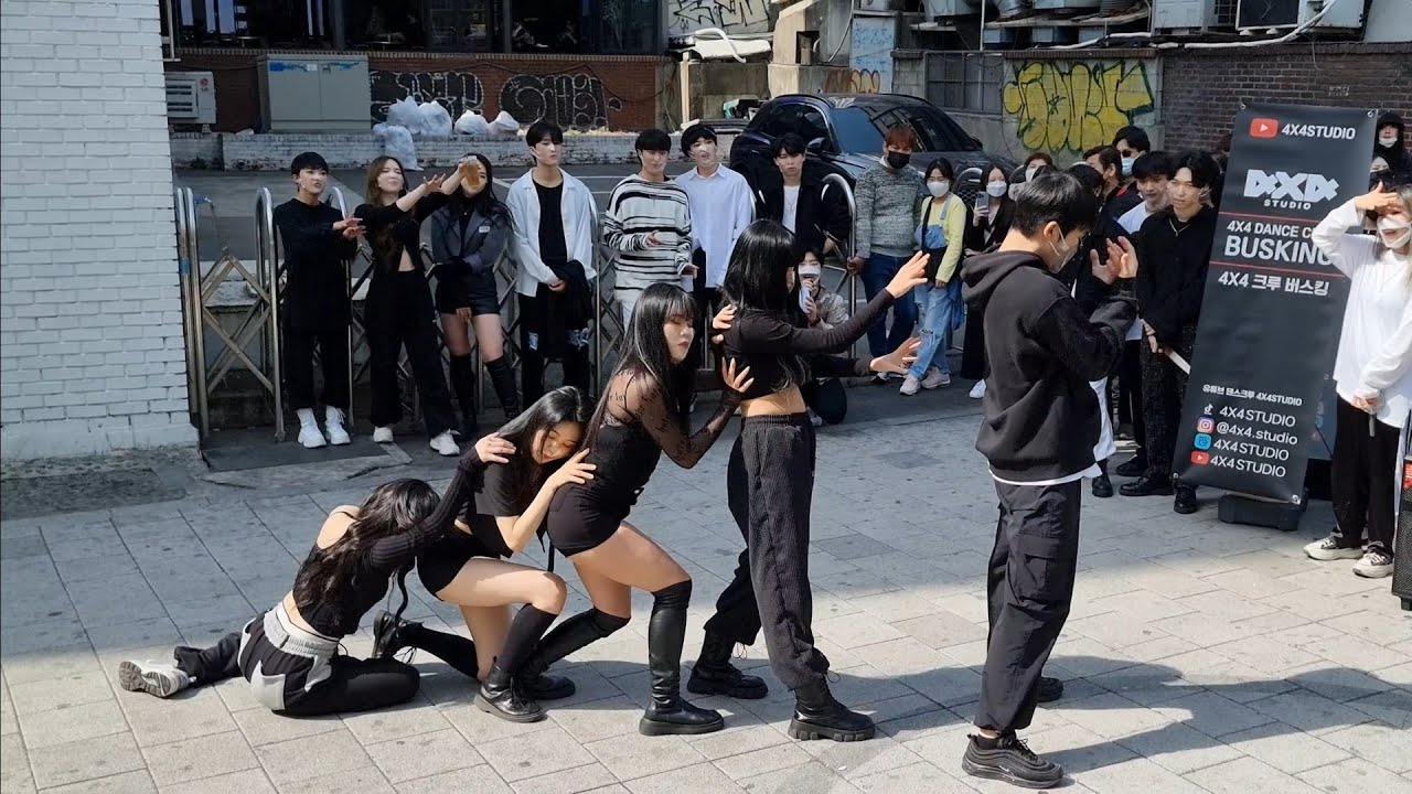 4×4 STUDIO. PRESENTING HONGDAE STREET FIRST SUPERB BUSKING.
