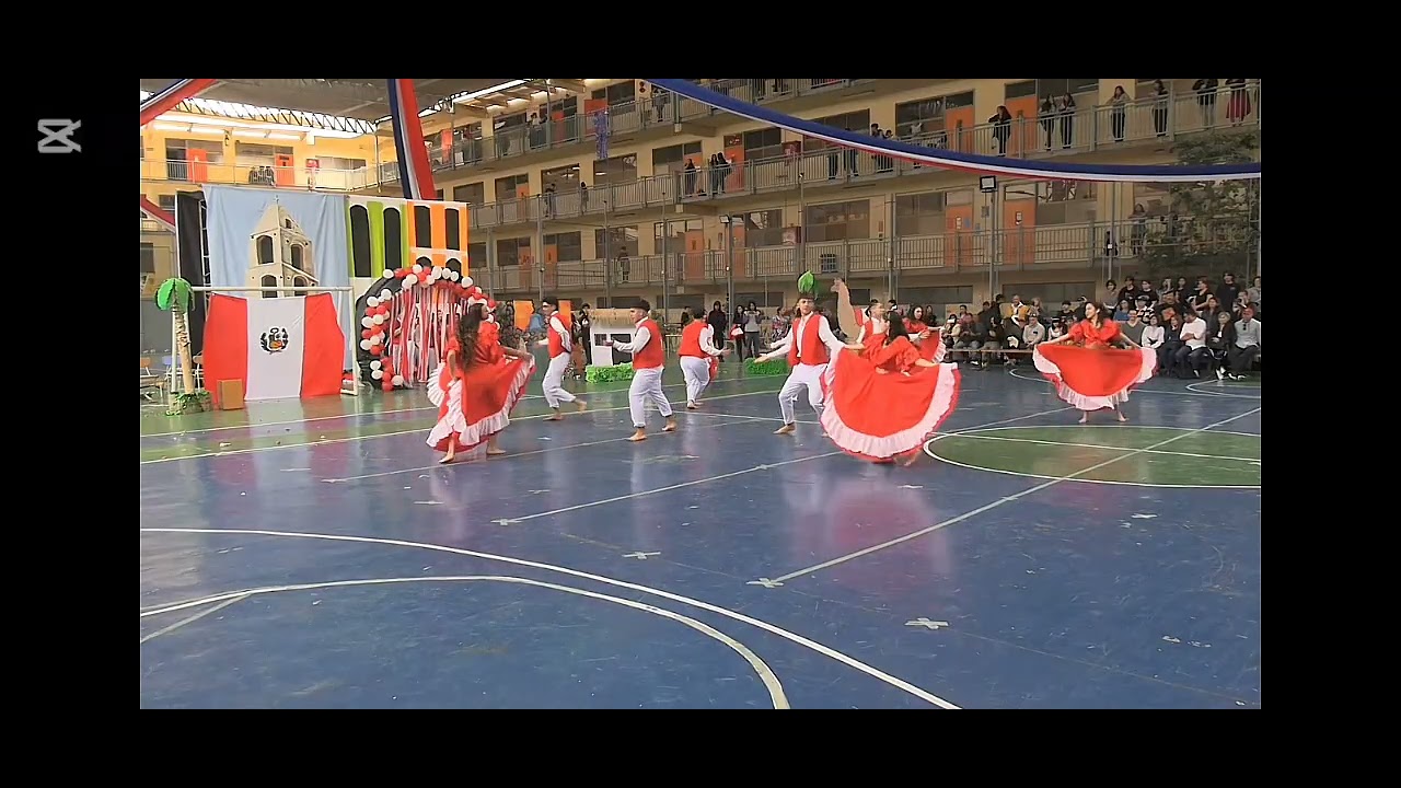 Festejo 4to medio generacion 23 colegio. chile