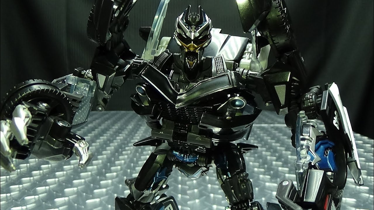 MPM-5 Masterpiece Movie BARRICADE: EmGo's Transformers Reviews N' Stuff