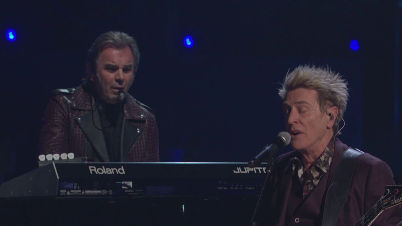 2017 Rock Hall Inductees Journey Perform 