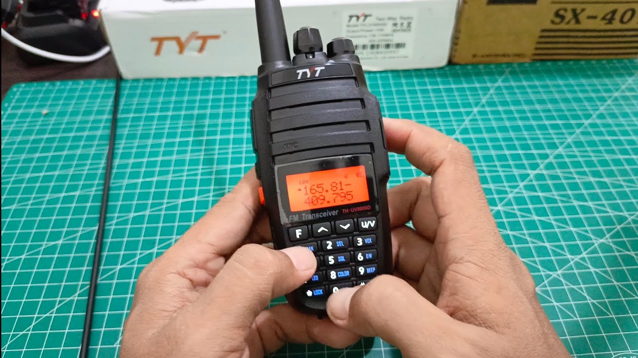 TYT TH-UV8000D Dual band 10W