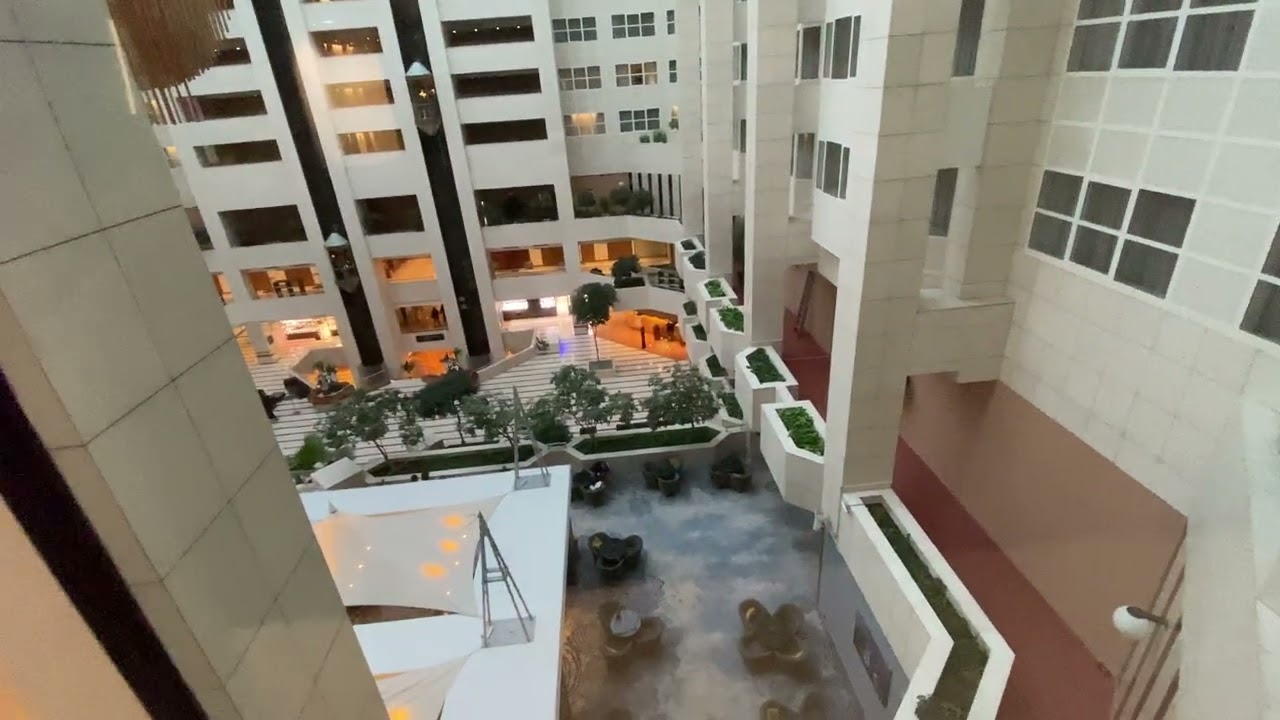 Hilton Prague Room Review 🏨✨ | Modern, Spacious & Comfortable Stay 🇨🇿