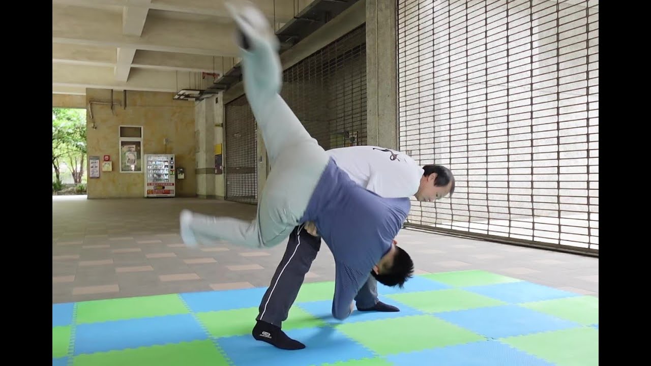 通備八極拳與摔跤,  Tongbei Baji and Wrestling, 聰明打法 謝仁傑老師 示範, Fightsmartly Instructor Jeff Hsieh