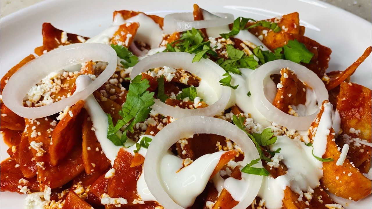 Los mejores chilaquiles rojos paso a paso
