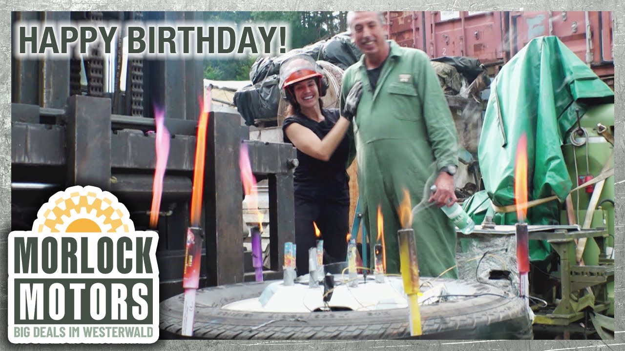 HAPPY BIRTHDAY Michael! 🎂 Julies explosive Geburtstags&uuml;berraschung! | Morlock Motors