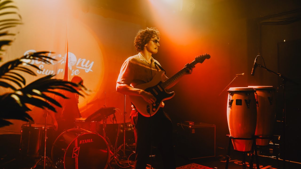 Balcony Sunrise performs first ever gig at Oh Yeah Centre, Belfast