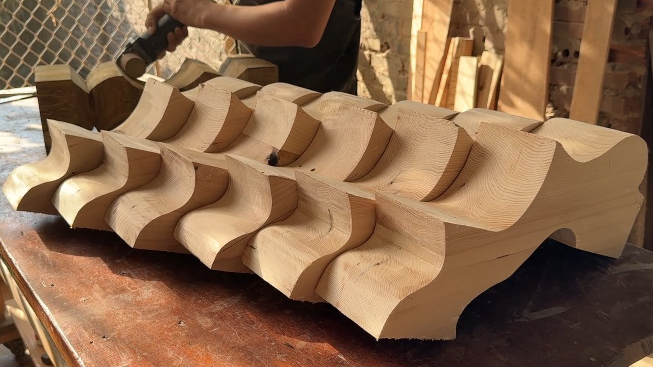 A Bizarre Table Featuring An Highly Unconventional Design