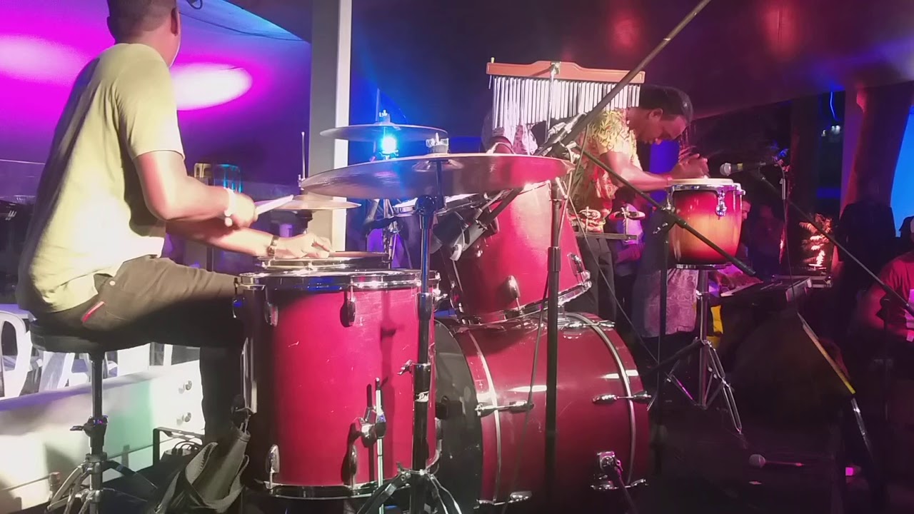 Sky to be continued,avec billet 2000