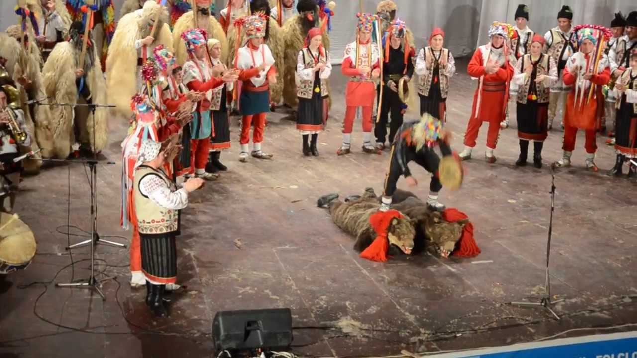 Obiceiuri de iarna - Jocul Ursului  com. Todiresti, jud. Vaslui