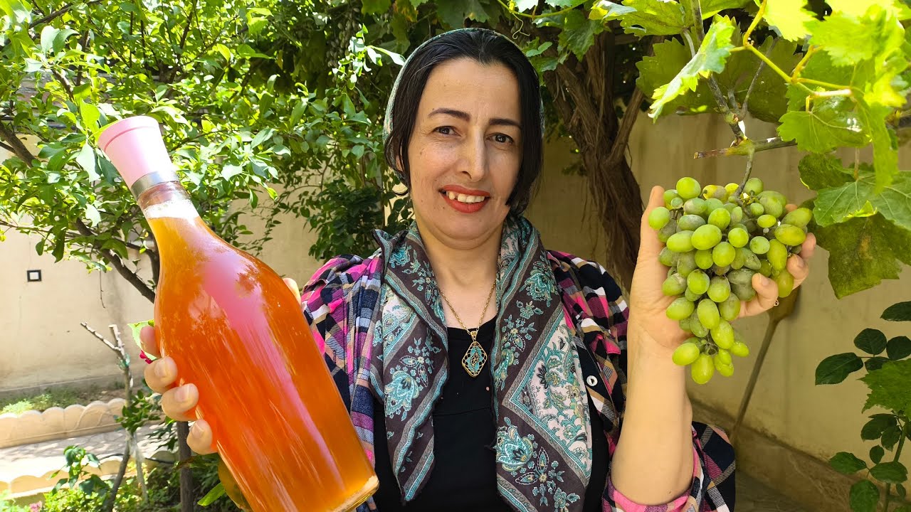 “Sour & Magical: Persian Verjuice You’ll Love | آبغوره‌ای که باهاش همه غذا خوشمزه می‌شه”