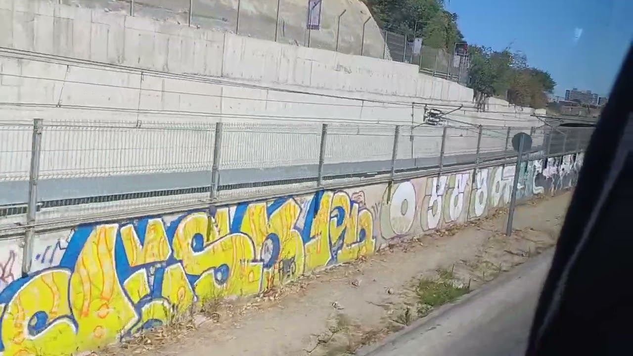 Viña del mar , Valparaiso , tienen metro tren y en cordoba , arg se lo robaron 