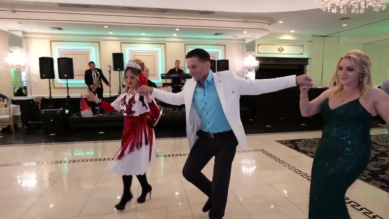 Agim Gerbeshi - Kanga Deonit Live - Ditlindja Deonit (Albanian Party New York)