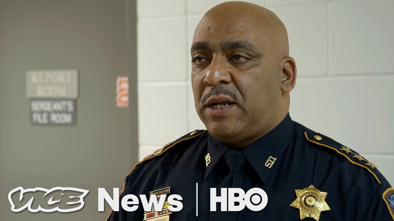 How Court Delays Affect Incarcerated People's Lives (HBO)