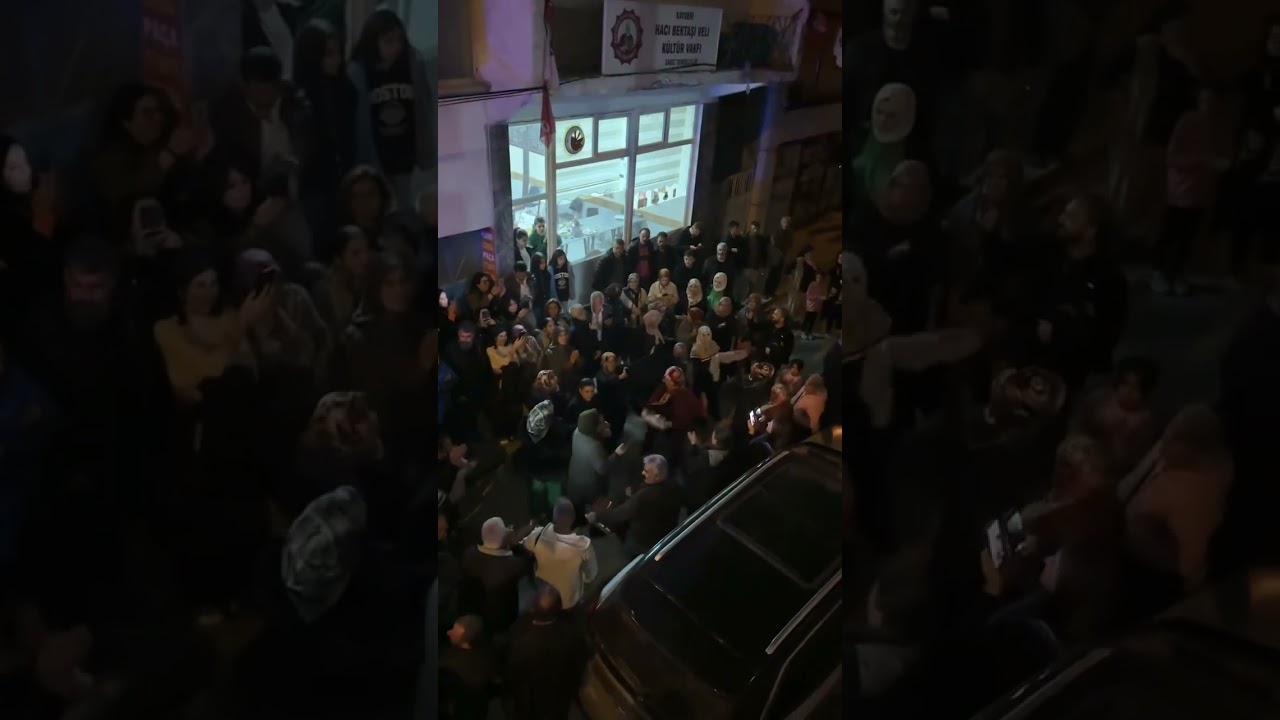 Sarız’da CHP sevinci! Halay çekerek kutladılar