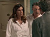 Adela abofetea a Martos y le echa de su casa