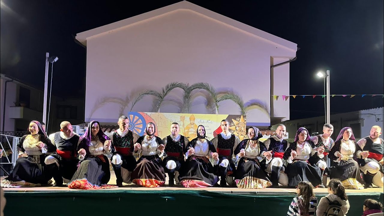 Gruppo folk Santu Nicola Irgoli - Su dillu