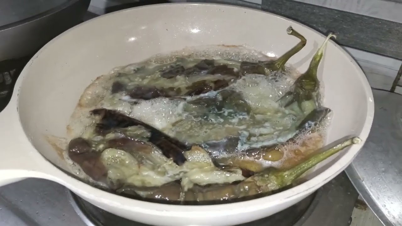 Tortang talong na may itlog sa busog #torta#talong#itlog#busog