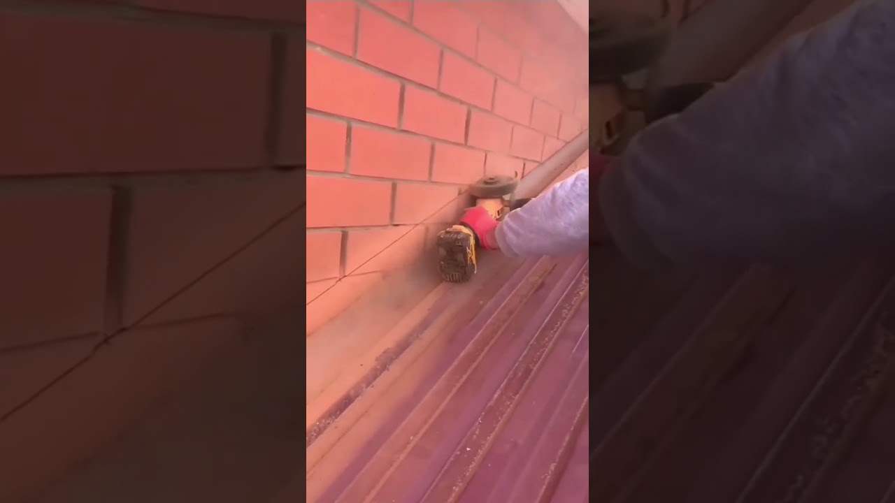 How to properly attach the roof to a brick wall 👍