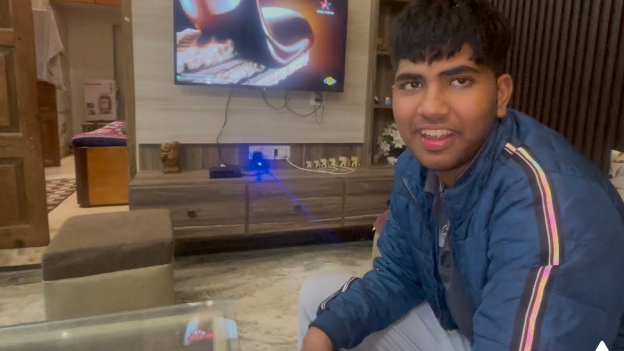 Doing walnut breaking challenge with my brother 😀😀🧐