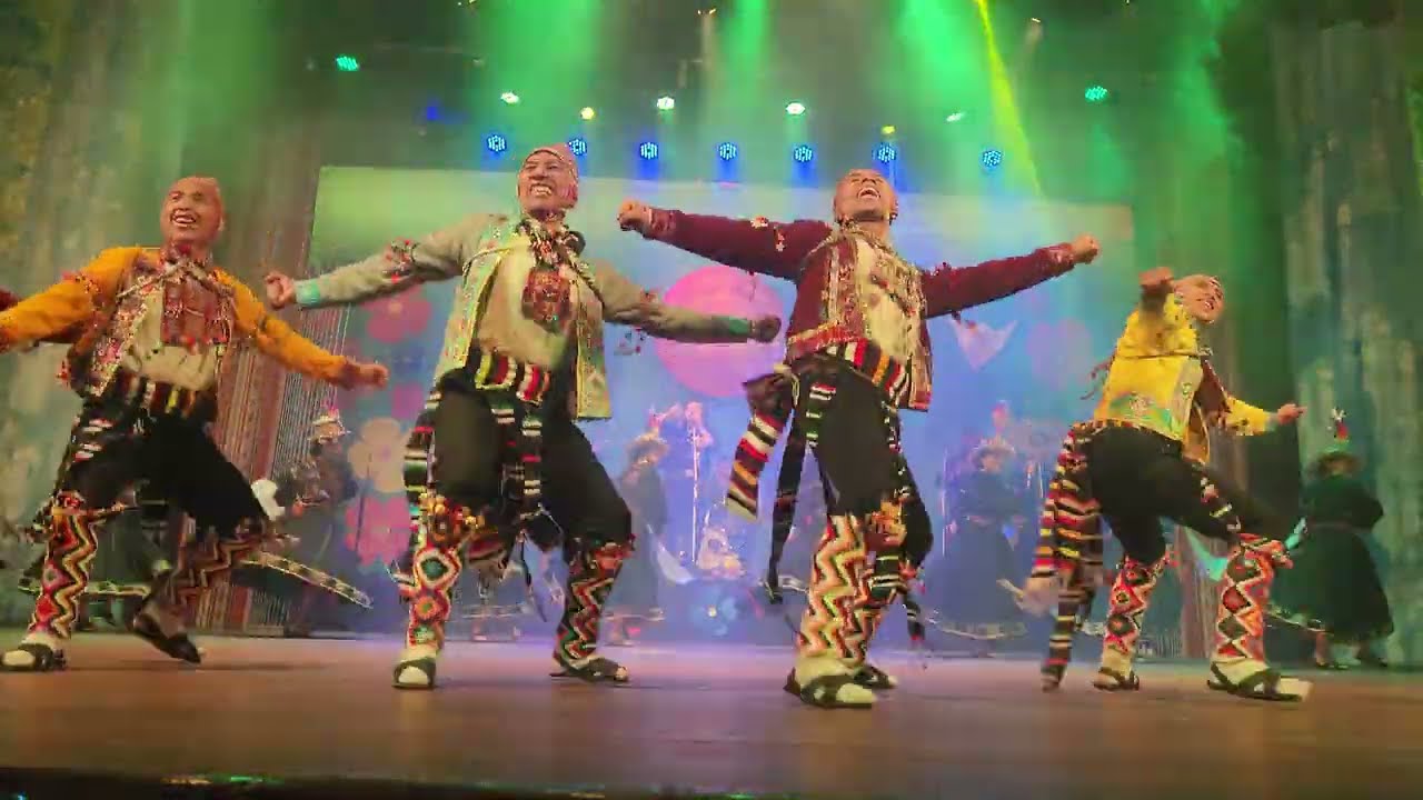 Bafopaz con la danza de Potosí