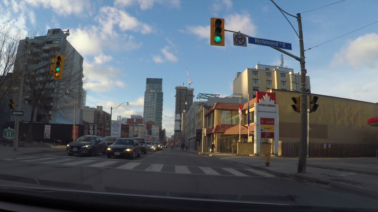 Downtown Toronto driving: Lower Jarvis Street to Carlton Street