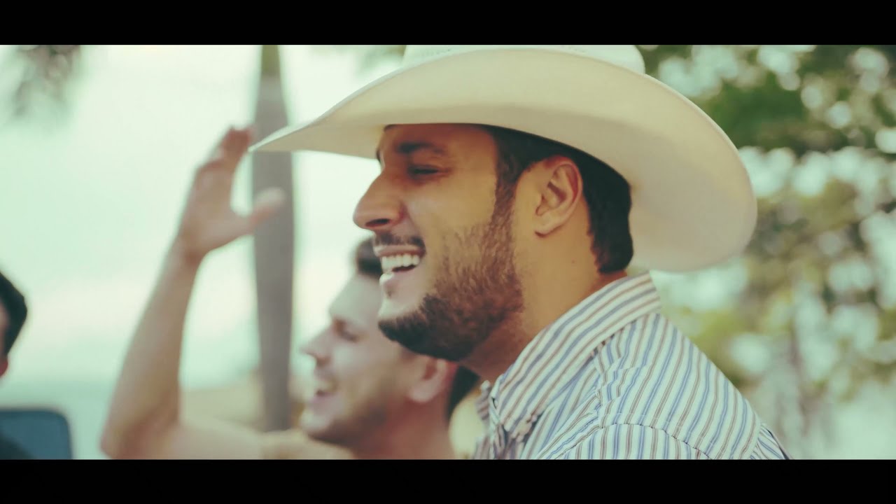 Felipe Santtos ft. Bruno e Barretto - interiorano (CLIPE OFICIAL)