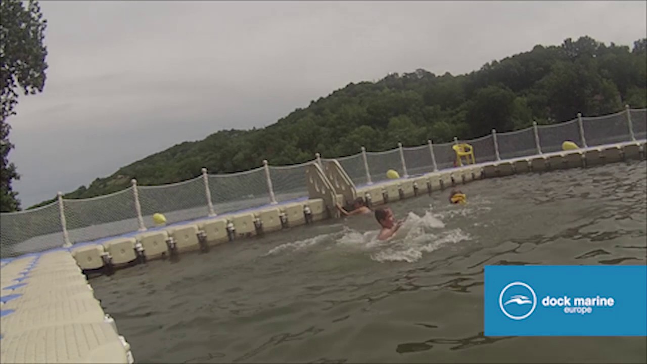 A floating and modular pool