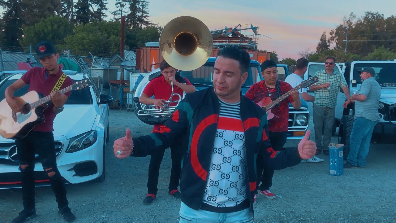 Willy Martin - BIEN PORTADO (Video Oficial)  | 4K