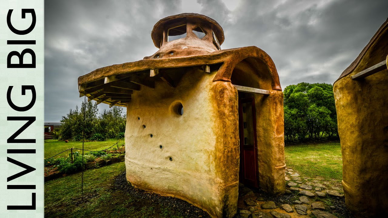The Earth House Domes of Solscape