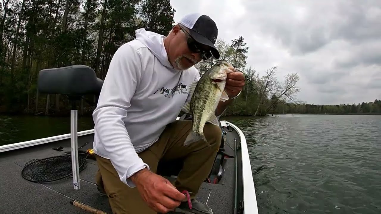 FHW67-BASS FISHING AT KURTH LAKE, TX.  3/6/23