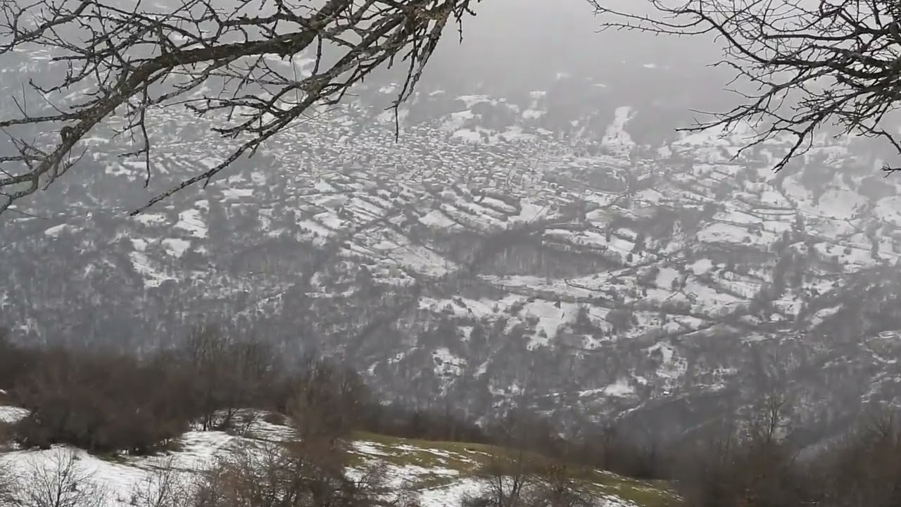 Ditë me borë fshatrat e malësisë