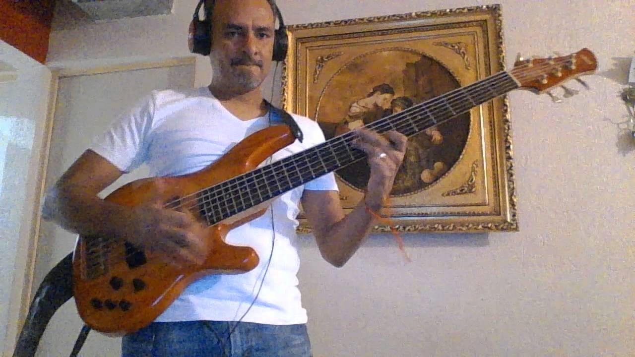 Talento de TV WIllie Colón vicglezz bass cover