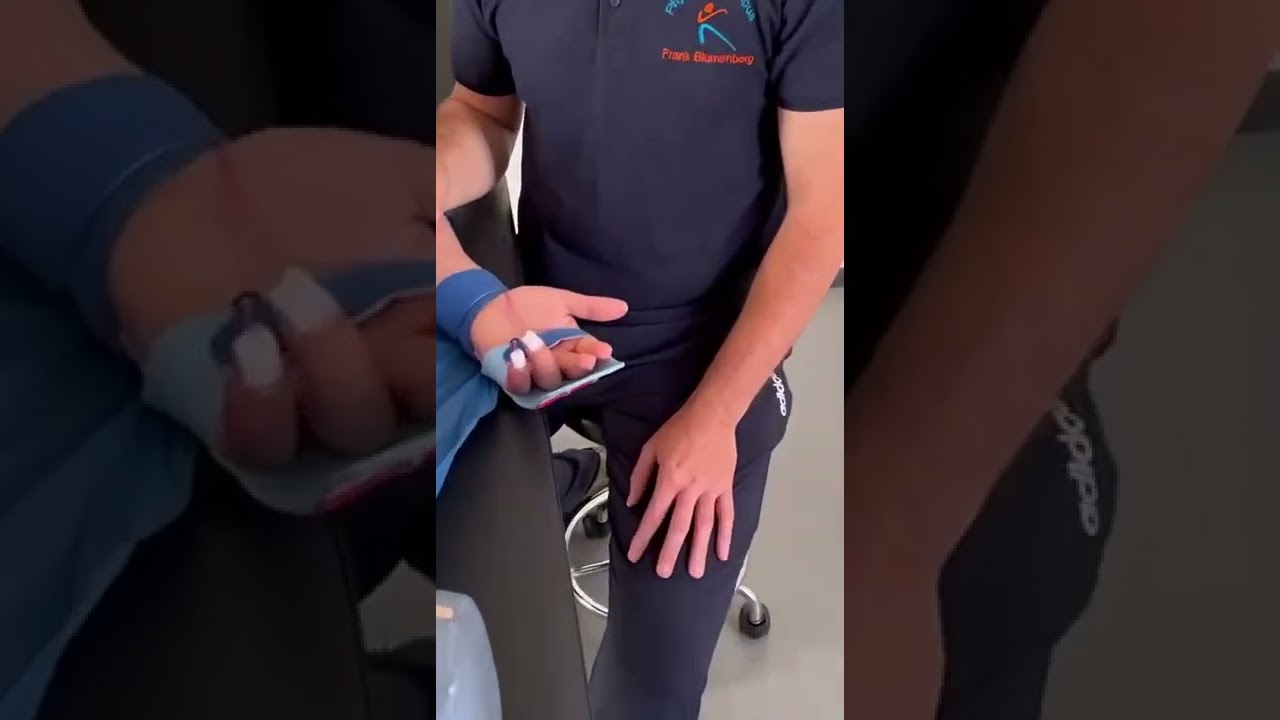 Physiotherapie bei Versorgung mit einer Kleinert Schiene.
