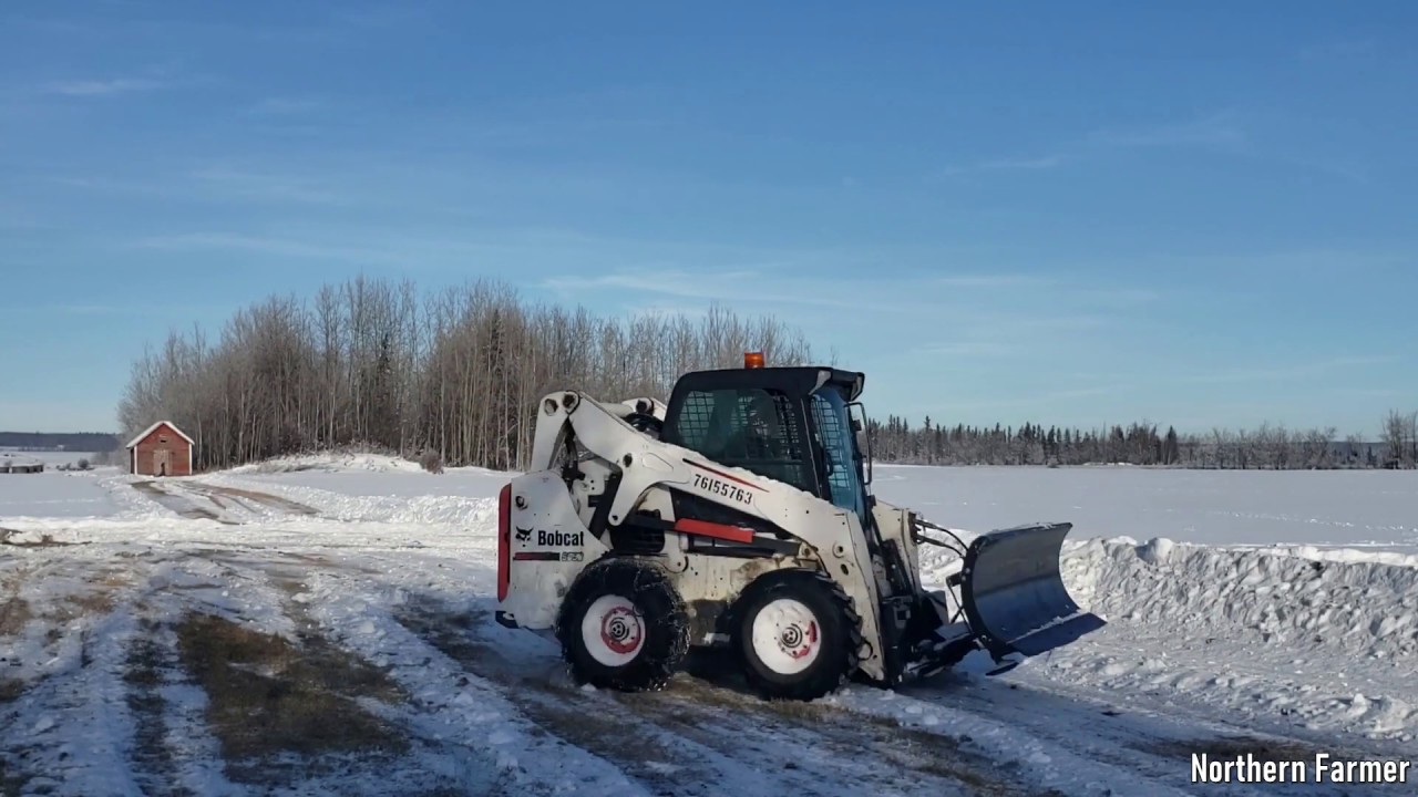 Snowplowing!!  Bobcat S650 Skid Steer
