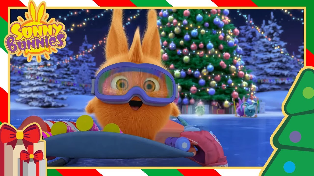 ¡Hay tantos regalos bajo el árbol de Navidad! | Sunny Bunnies Navidad
