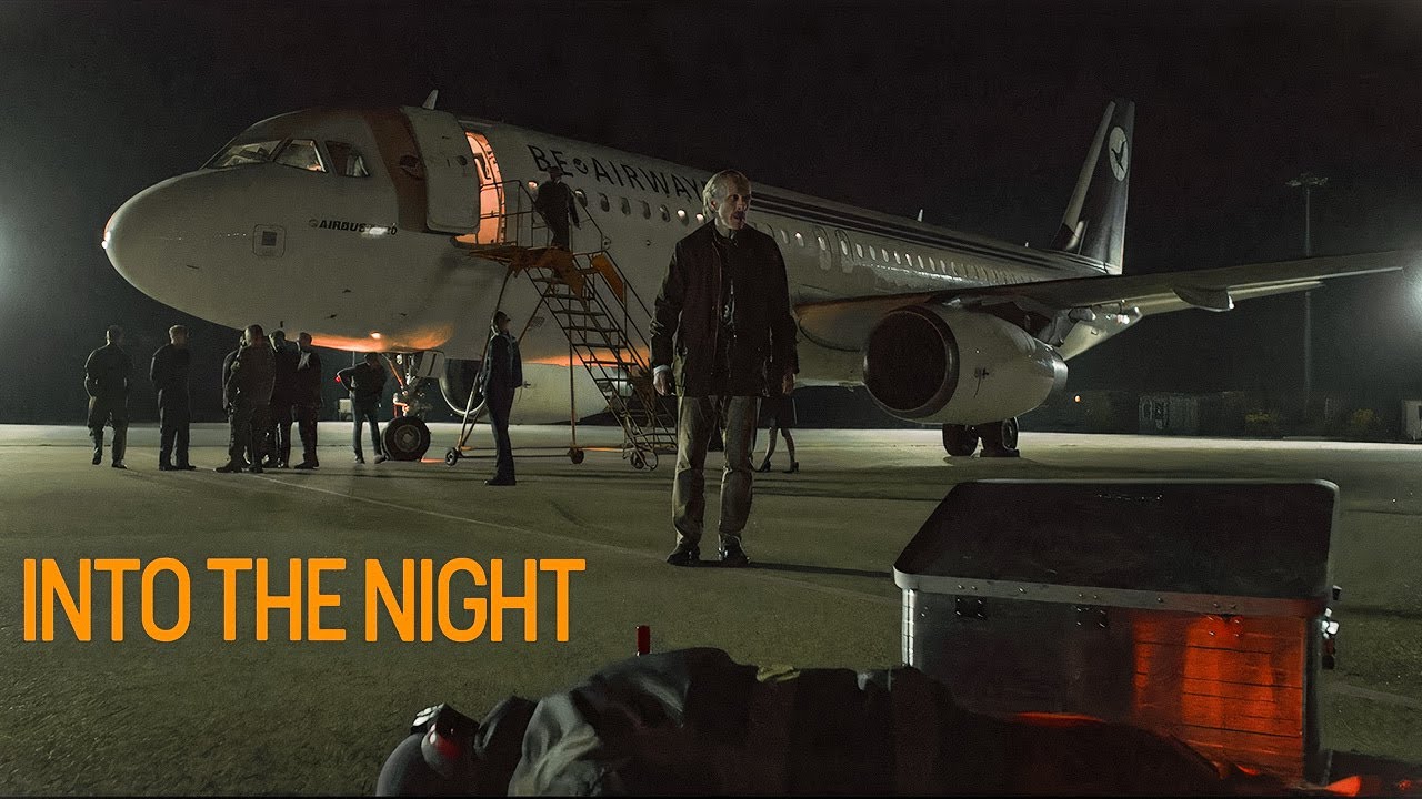 مجموعة اشخاص بيحاولوا النجاة من نهاية العالم بطيارة | ملخص مسلسل into the night الموسم الاول