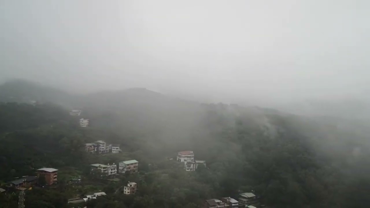 空山靈雨