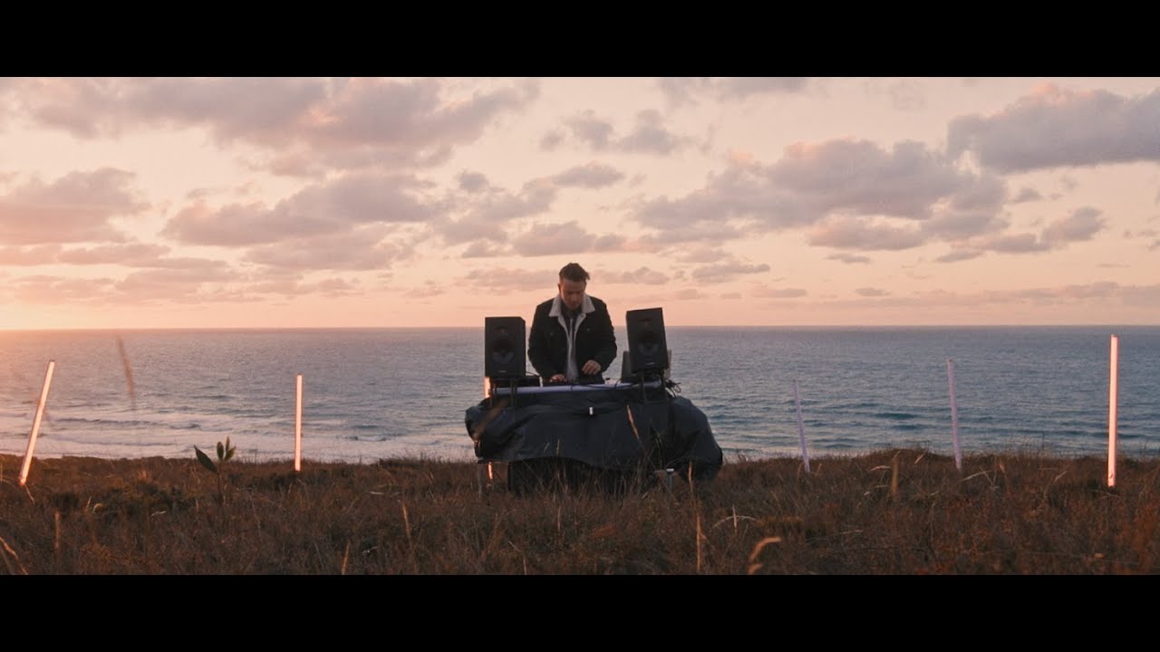 edapollo - Free (Live in Anglesea, VIC)