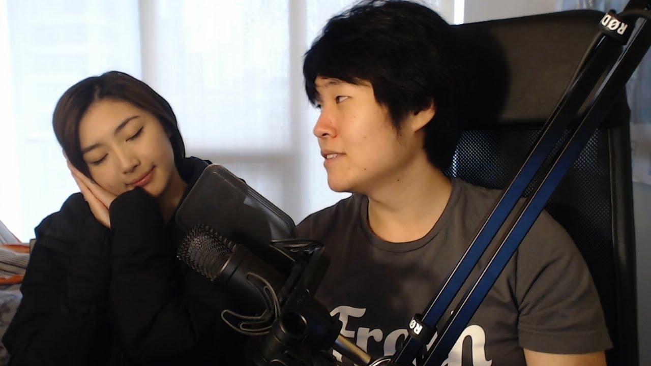 JOAST KISS | TOAST IN CANADA | JANET ASMR | LILY x ALBERT | CUTE JOAST MOMENTS