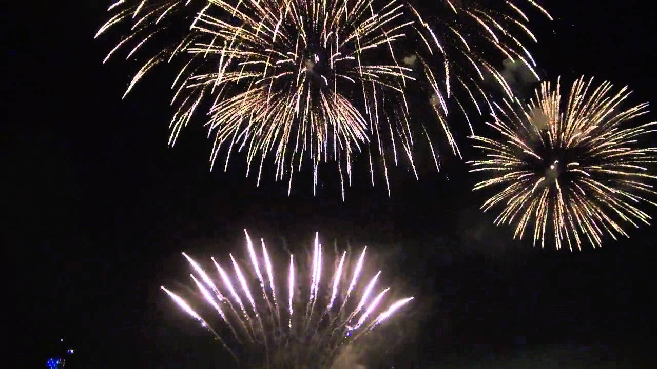 Boston 4th of July Fireworks 2012 w/ Audience's Reaction